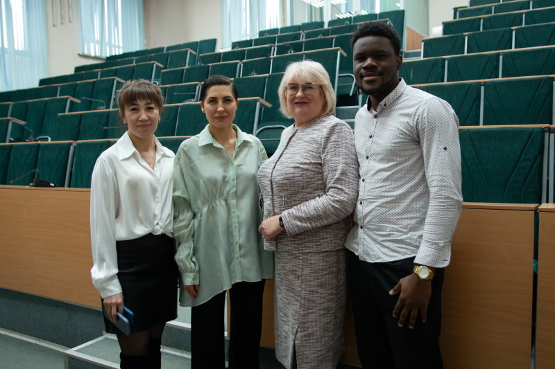 Анна Русска о бизнесе в регионе для студентов ГАГУ